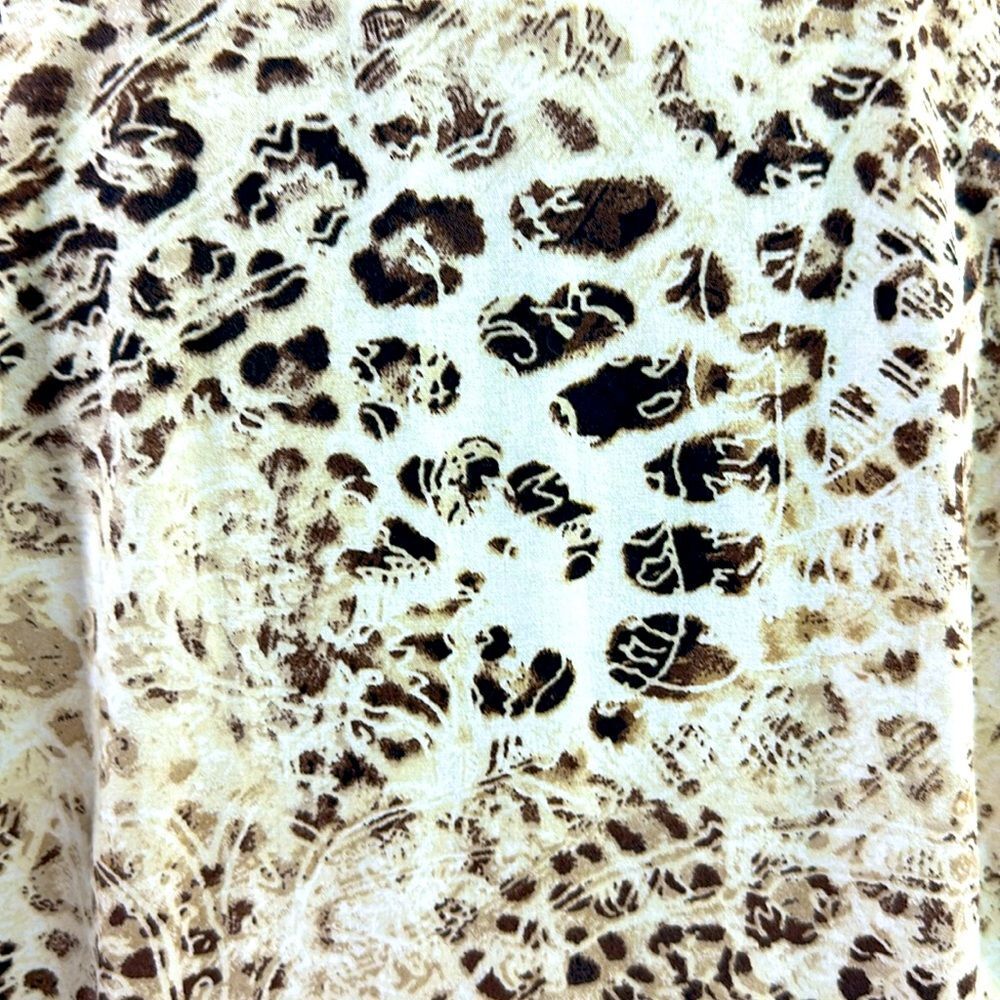 Chico’s Animal Print No-Iron Shirt Tunic Size 1 (8) Large - Picture 11 of 16